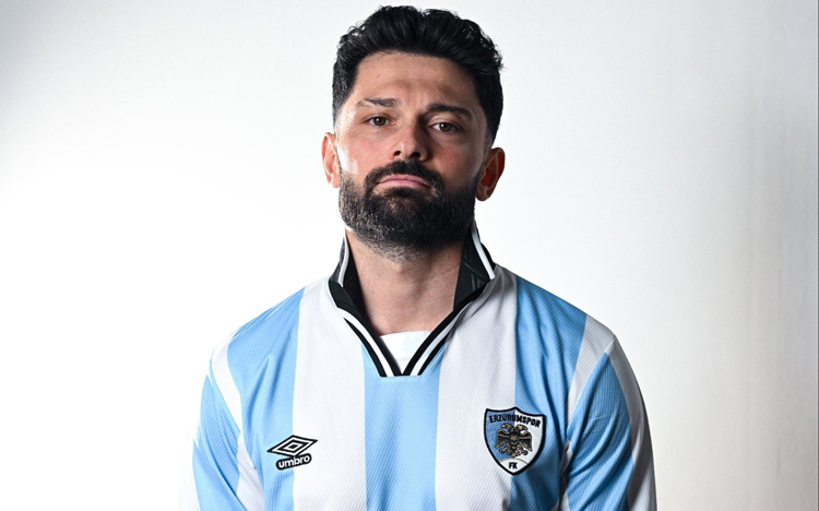 Erzurumspor FK yeni sezon formasını tanıttı